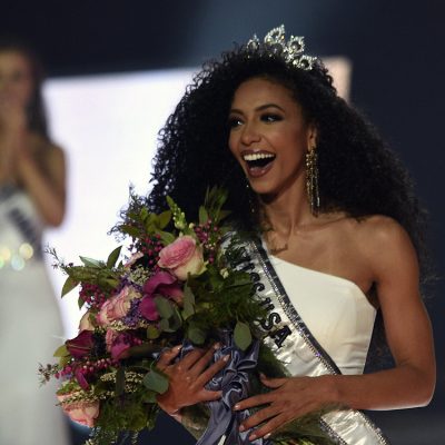 Cheslie Kryst From North Carolina Crowned Miss USA
