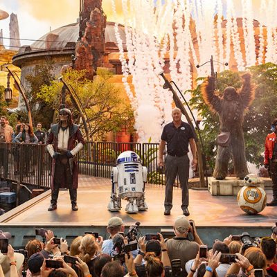 Star Wars: Galaxy’s Edge Makes Thrilling Debut at Walt Disney World Resort