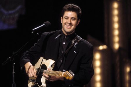 Country Superstar Vince Gill’s Classic Breakthrough Album ‘When I Call Your Name’ Celebrated With Two New 30th Anniversary Vinyl Editions