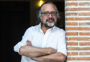 Carlos de la Torre is the director of the Center for Latin American Studies at the University of Florida