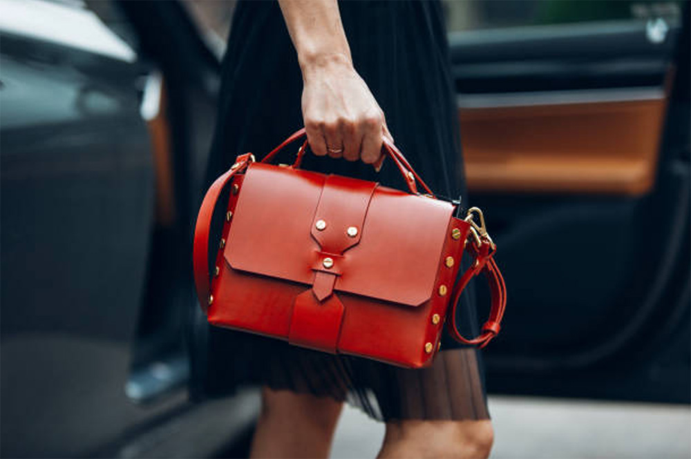 Tips for Choosing a Luxury Handbag for Everyday Use | The Ritz Herald
