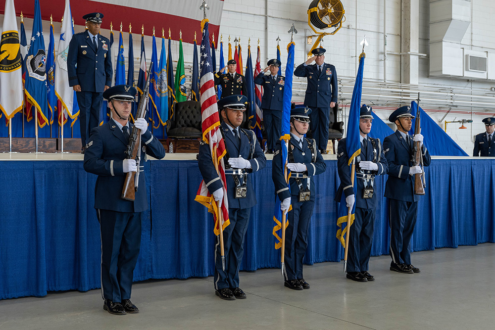 Hurlburt Field Honor Guard present the colors during the Air Force Special Operations Command change of command ceremony at Hurlburt Field, Florida, Dec. 9, 2022. During the ceremony U.S. Air Force Lt. Gen. Tony Bauernfeind assumed command of AFSOC from U.S. Air Force Lt. Gen. Jim Slife. © U.S. Air Force Photo by Airman 1st Class Alysa Knott