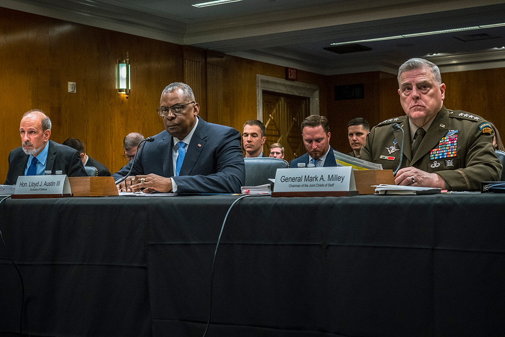 Michael J. McCord, undersecretary of Defense (Comptroller), Secretary of Defense Lloyd J. Austin III and Chairman of the Joint Chiefs of Staff Army Gen. Mark A. Milley provide testimony at a Senate Appropriations Subcommittee on Defense hearing on the fiscal 2024 defense budget request in Washington, May 11, 2023. © Chad J. McNeeley, DOD