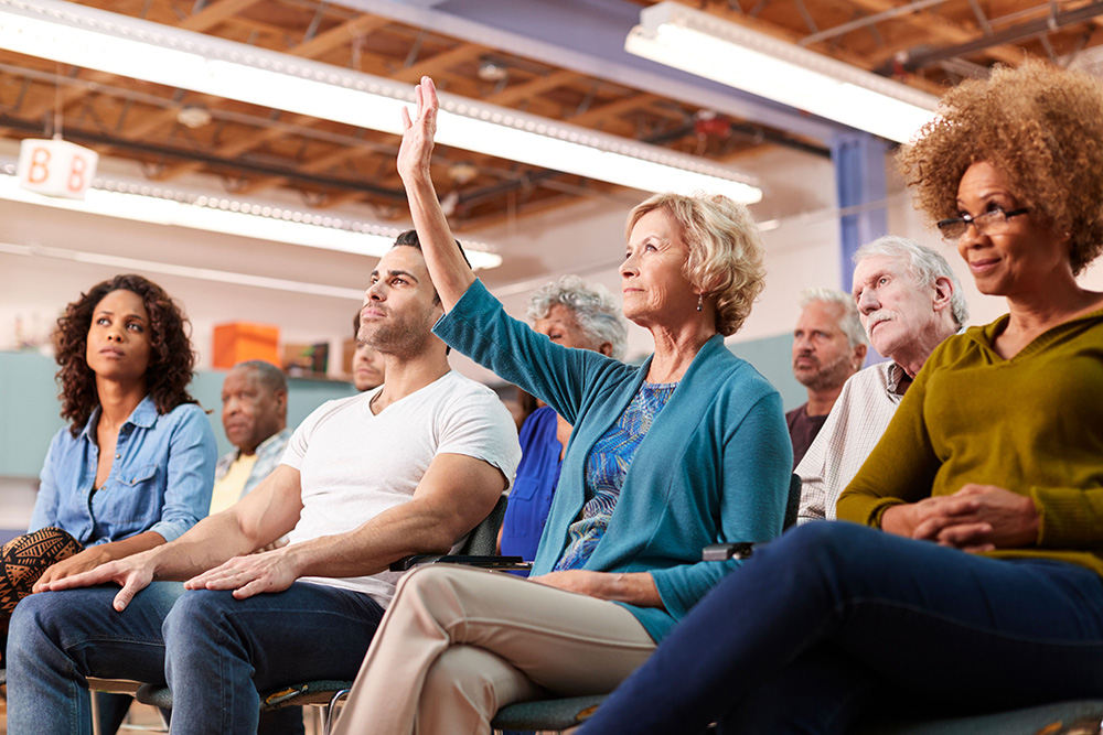 10 Tips for Hosting an Effective Town Hall Meeting From Expert Entrepreneurs