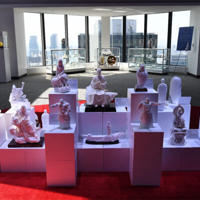 Dehua’s White Porcelain Exhibition: A Cultural Delight Revealed in the Heart of New York