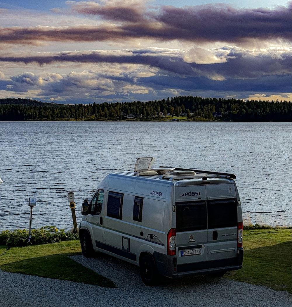 Off the Grid: Why Modern Campers Are Choosing Freedom Over Full Hookups