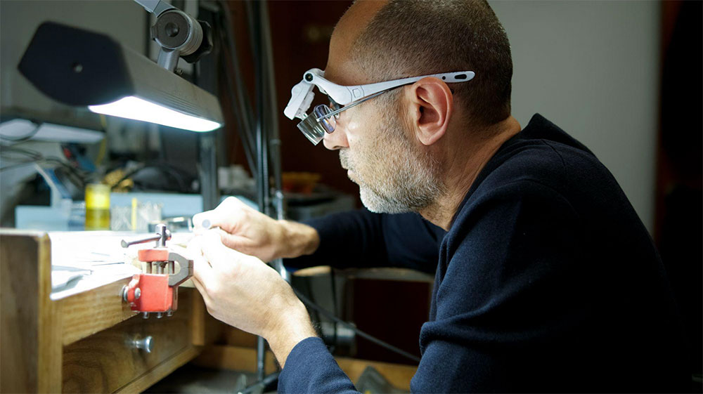 The Art of Bespoke Engagement Rings – How We Bring Your Vision to Life