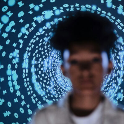 The Rise of AI-Savvy Virtual Executive Assistants in Global Business Leadership