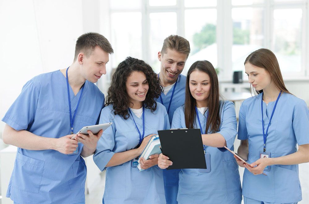 Psychology Internships for High School Students: Expanding Early Career Pathways