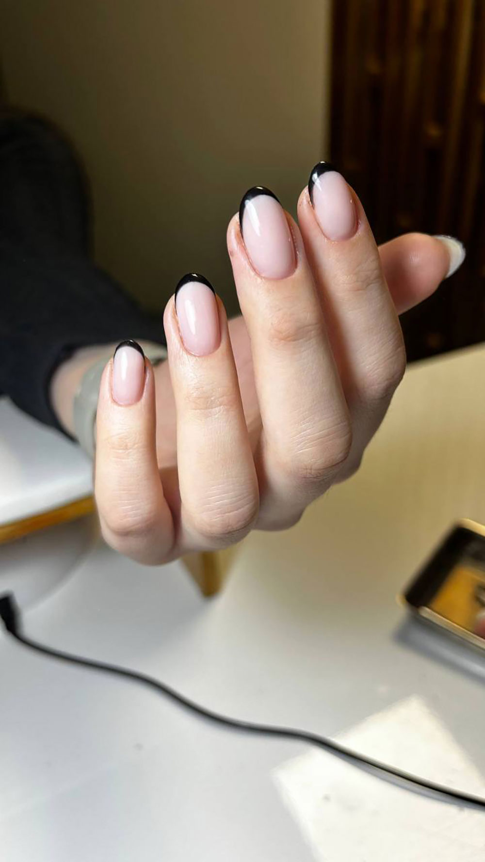 From Chaos to System: How a Ukrainian Master Created a Manicure Methodology With Guaranteed Results